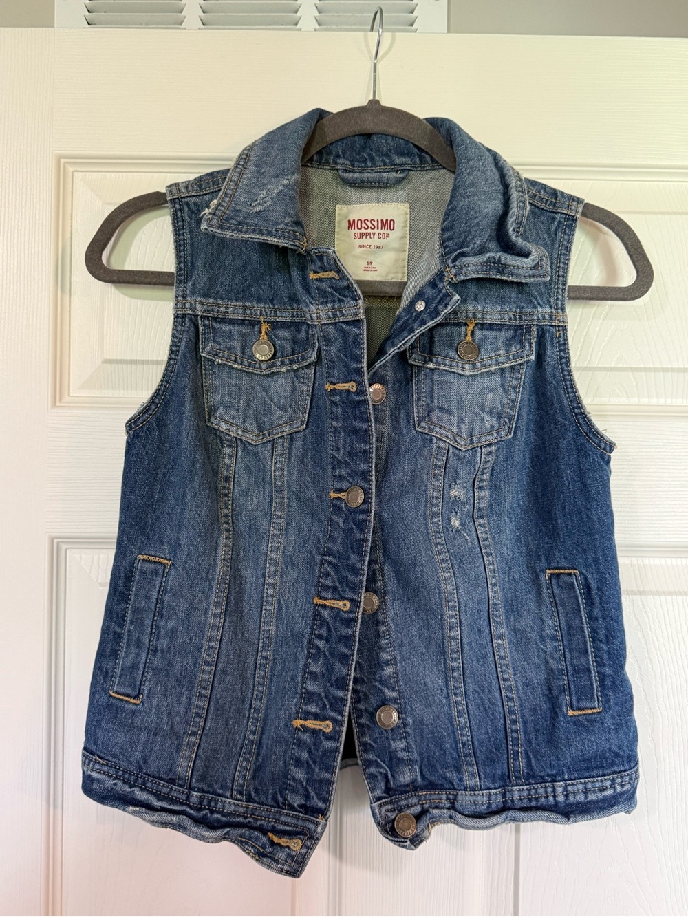 Mossimo Supply Co. Blue Denim Sleeveless Vest Jacket